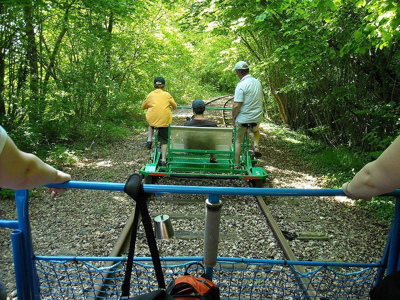 le plaisir du V lo Rail en vend e S jour nature Saint Hilaire